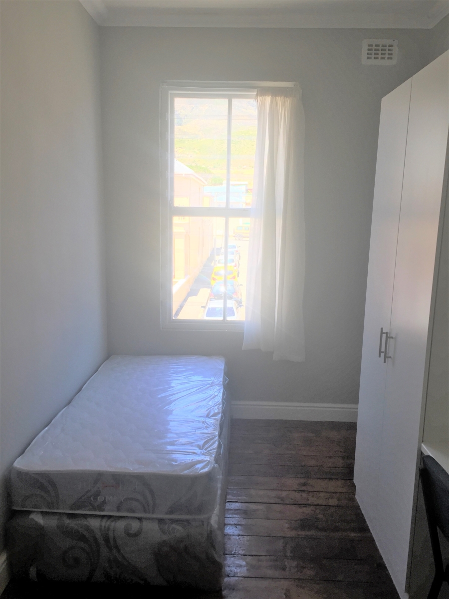 9 Bedroom Property for Sale in Zonnebloem Western Cape